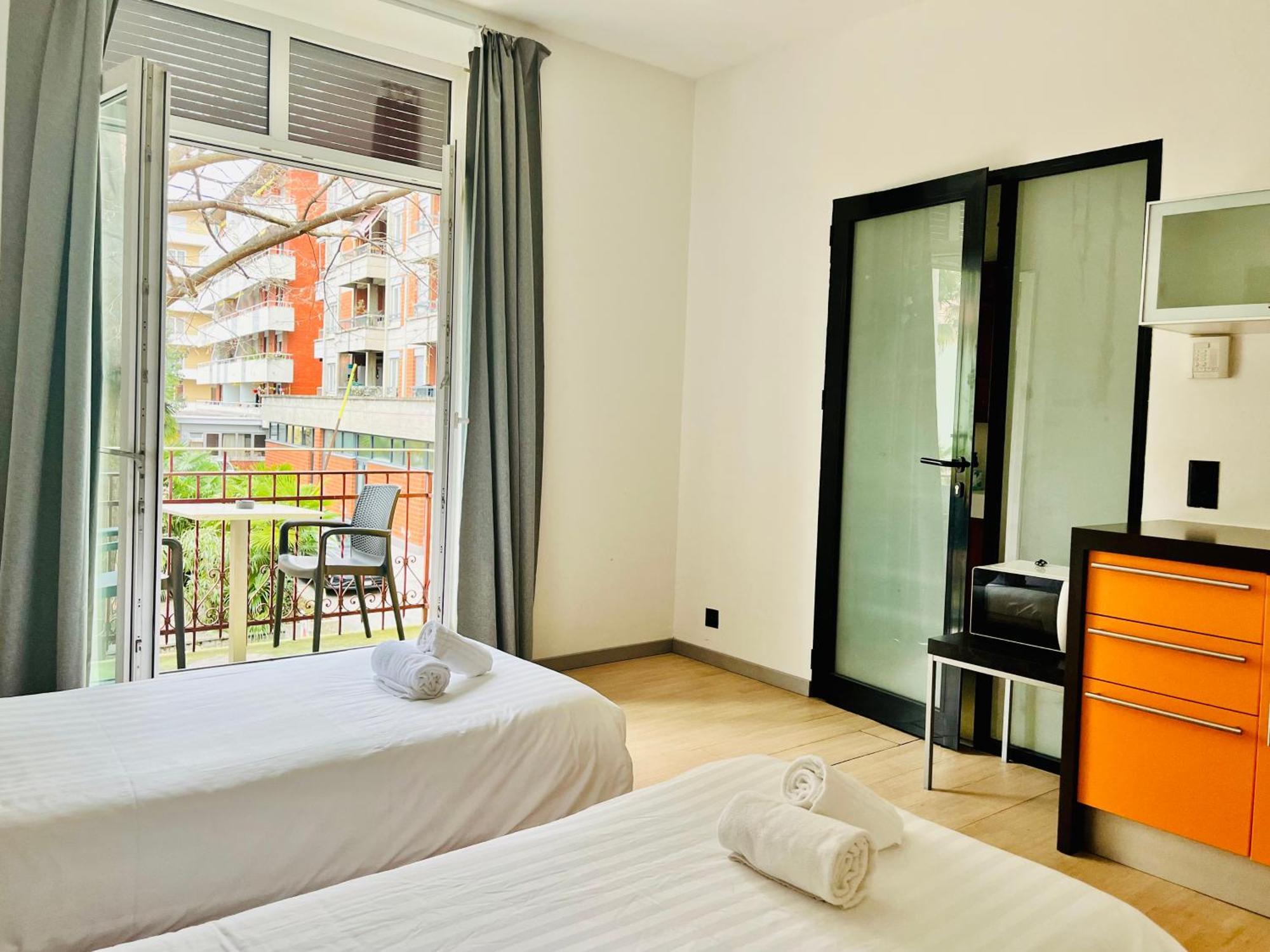 Guesthouse University By Lr - Self Check In Lugano Extérieur photo