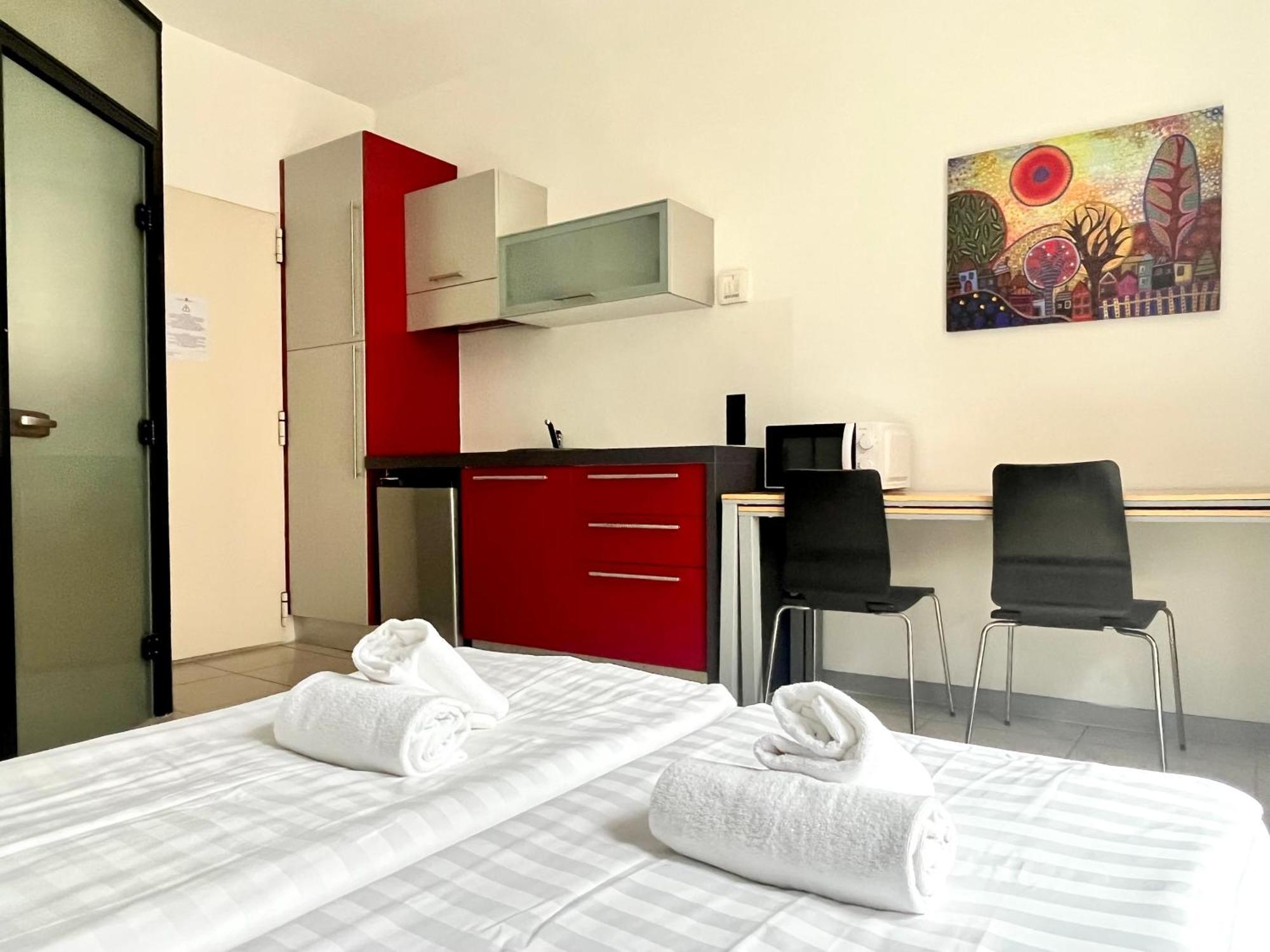 Guesthouse University By Lr - Self Check In Lugano Extérieur photo