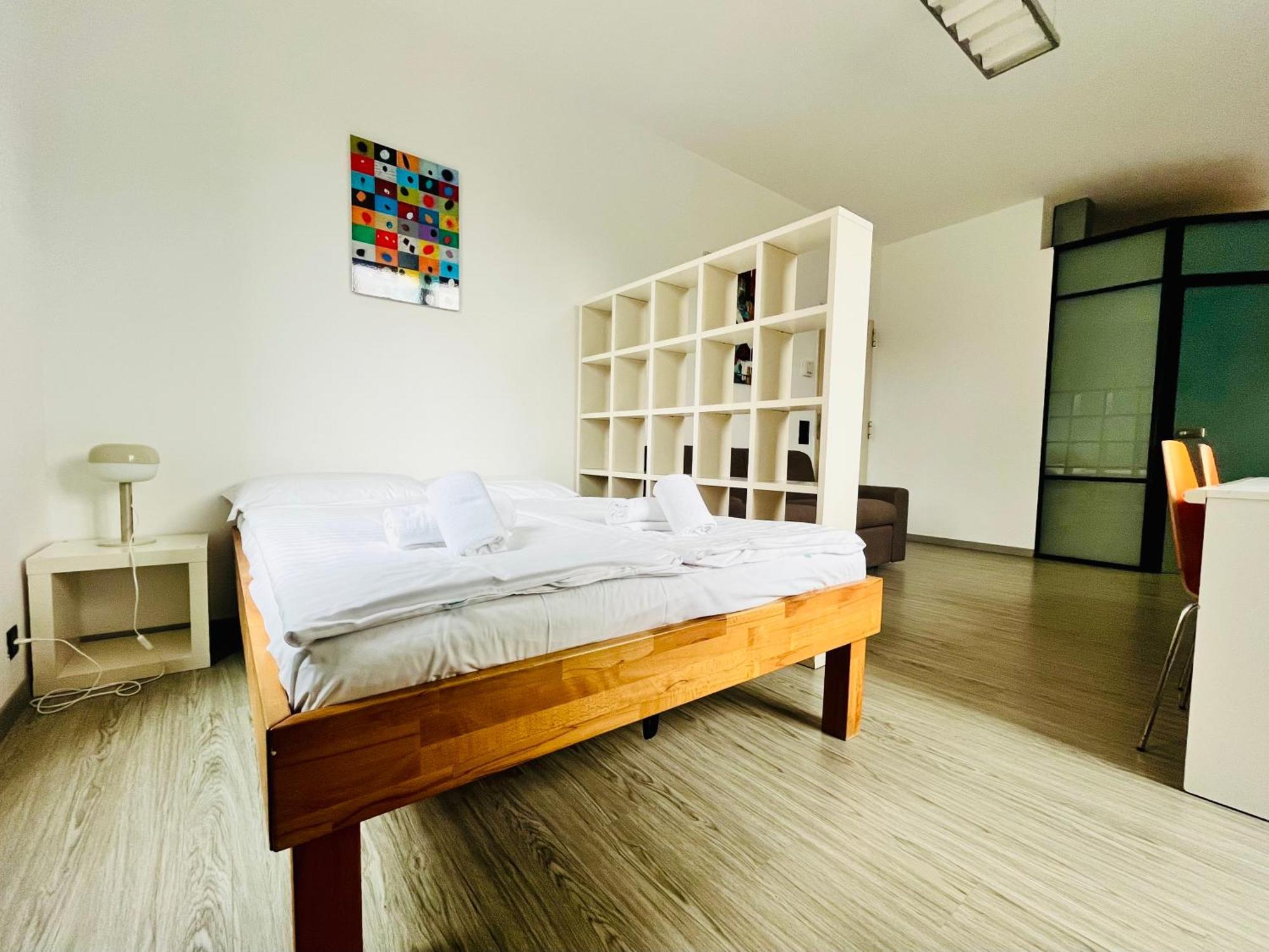 Guesthouse University By Lr - Self Check In Lugano Extérieur photo